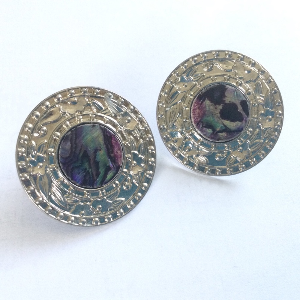 Duri Vintage Earrings Abalone Signed Round Stud